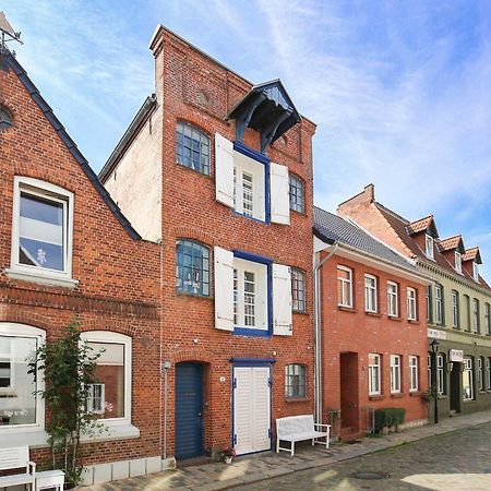 Altes Kontorhaus Kajuete Husum (Schleswig-Holstein) Exterior foto